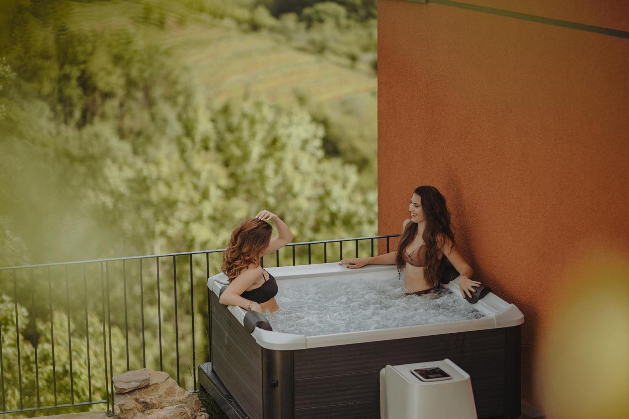 Glamping Senesalina Villa Kojsko Ngoại thất bức ảnh